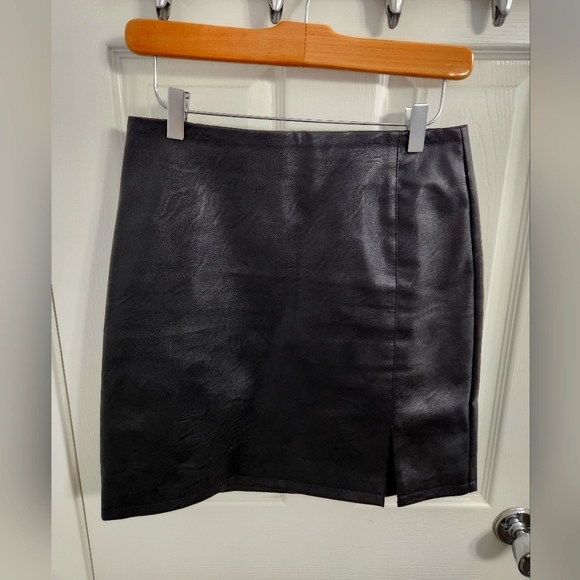Topshop Faux Leather Tall Black Mini Skirt - Picture 1 of 3